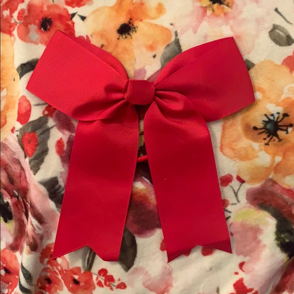Cheer Bow